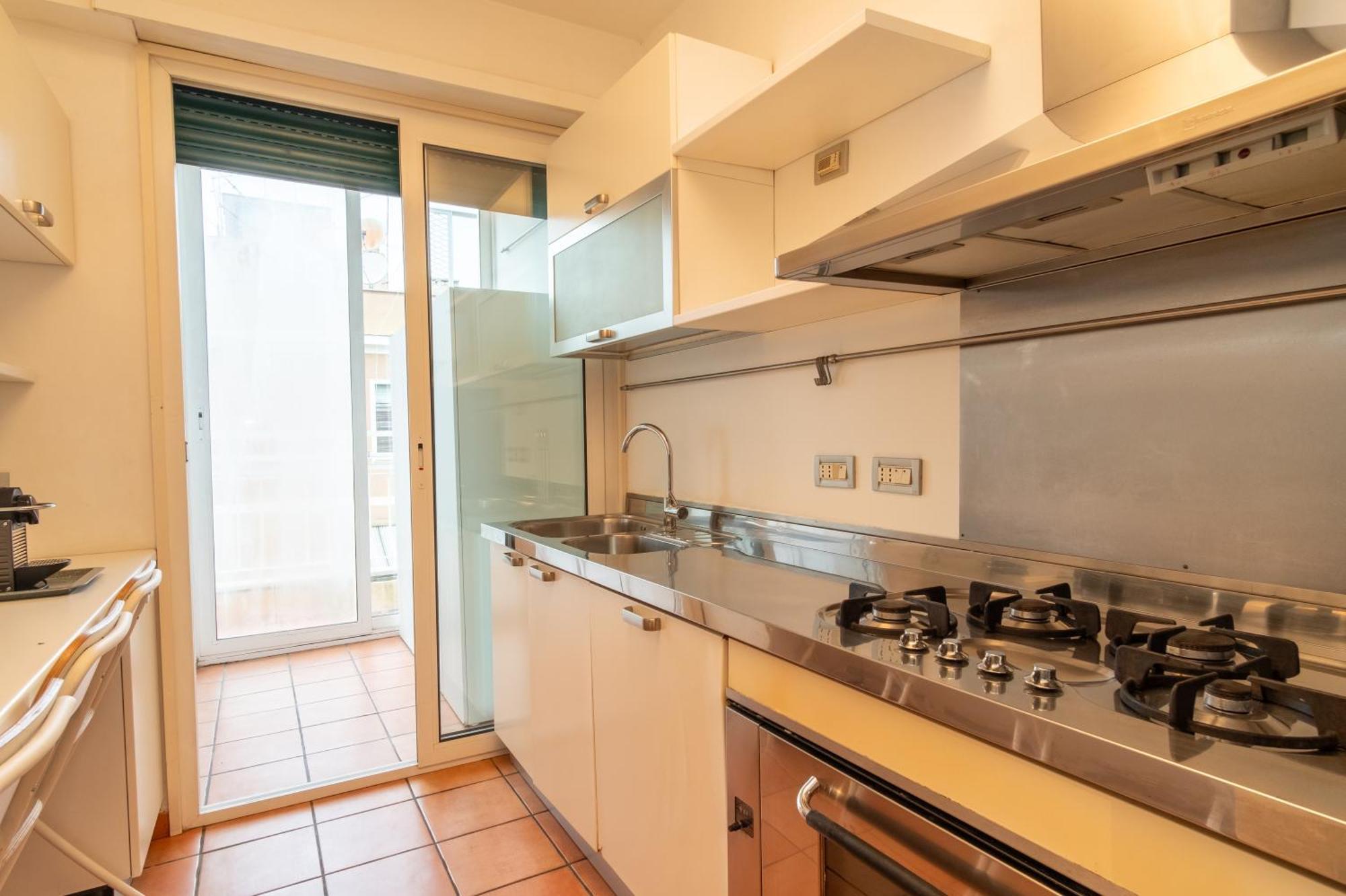 Attic With Terrace And Jacuzzi - Luxury Apartment Roma Exterior foto